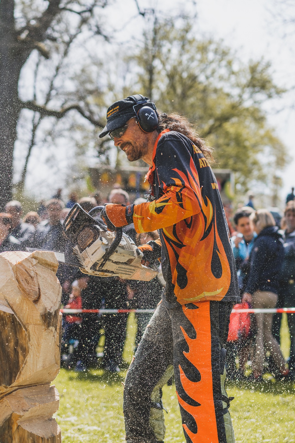 ŘEZBÁŘSKÁ SHOW  s hodinovým programem