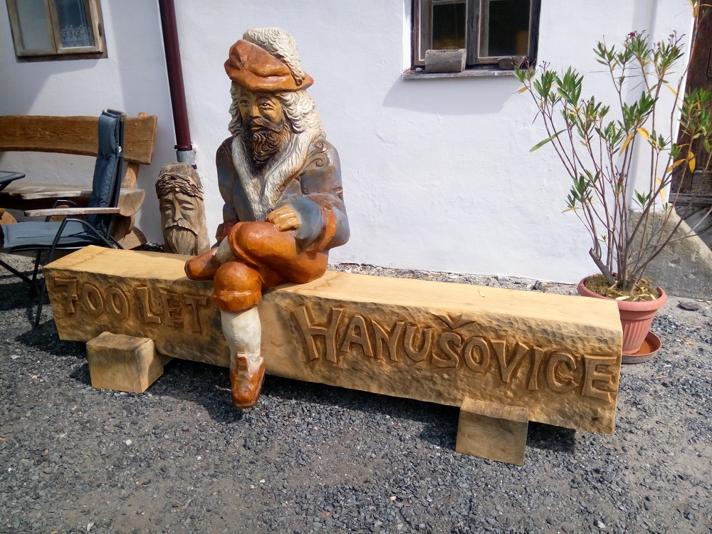 Rychtářská lavička